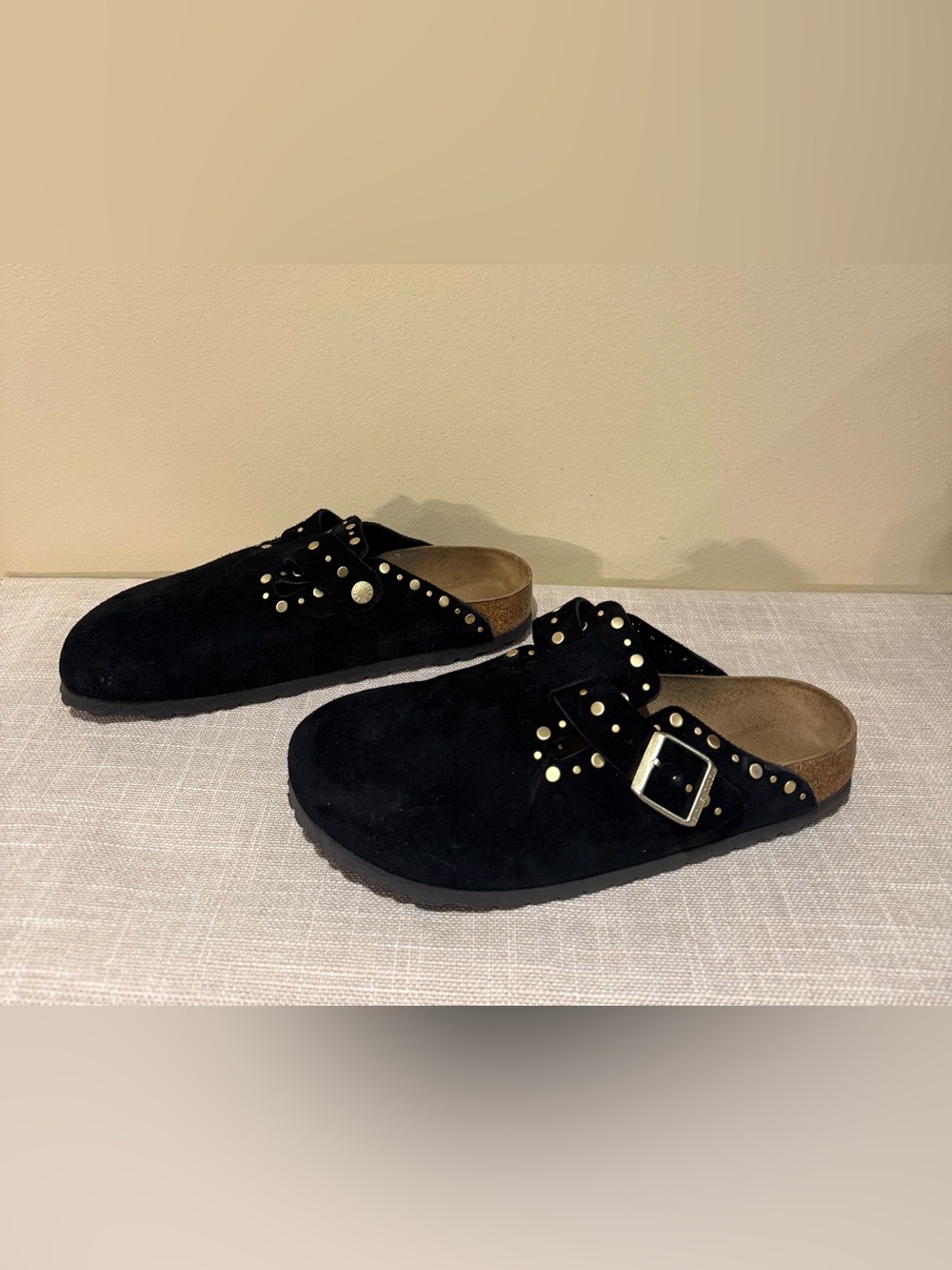Birkenstock Boston Studded Suede Clogs Black Gold Studs EU 41 US 10 M L10 - Picture 4 of 8